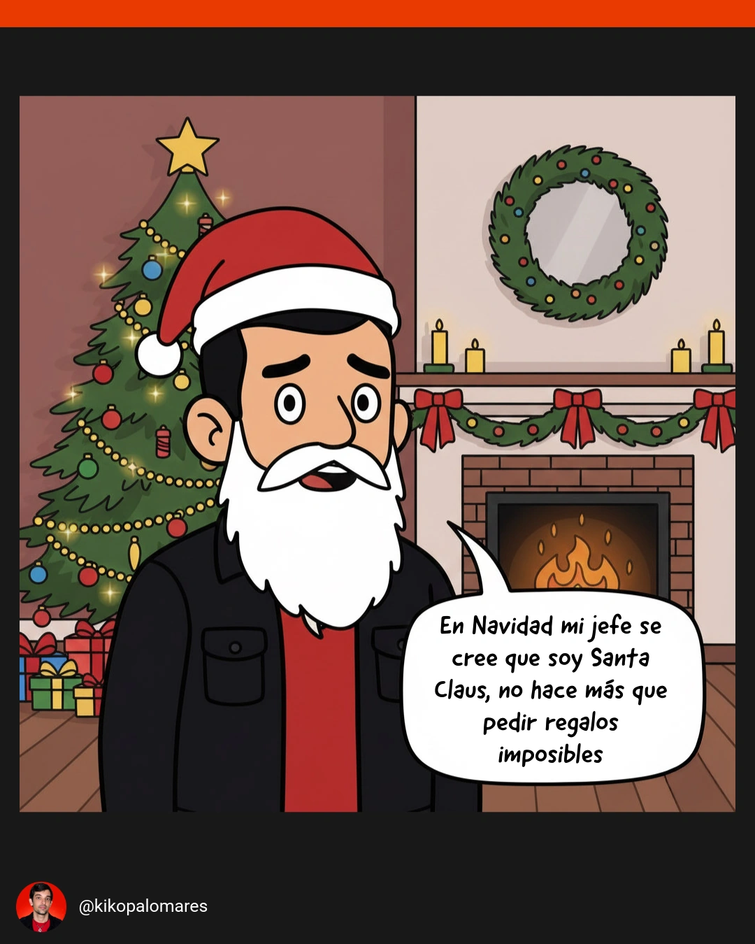 Kiko aparece con gorro y barba de Santa Claus junto al árbol de Navidad.